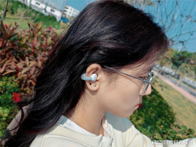 测：真百元舒适度与清音完美结合！m6米乐虹觅Air耳夹式耳机评(图3)